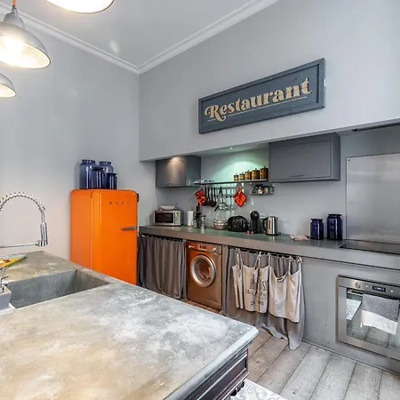 The Cosmopolitan Apartment Cannes