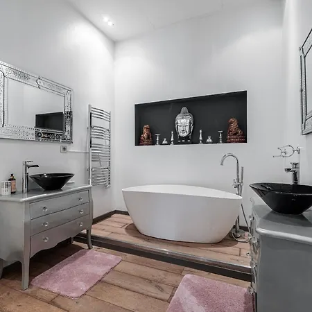 شقة The Cosmopolitan